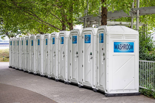 Portable Toilet Options We Offer in Leawood, KS